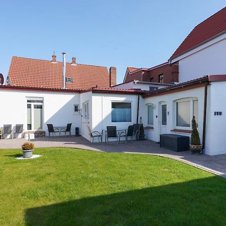 Hotel Windrose Borkum Exterior photo